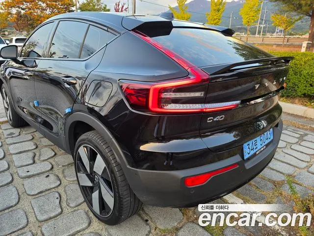 Volvo C40 Recharge — Фото автомобиля 6