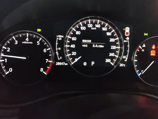 Mazda Axela — Фото автомобиля 14