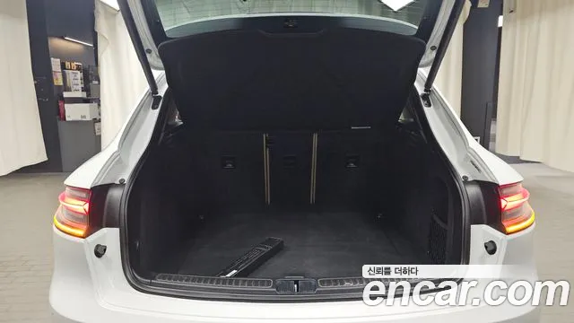Porsche Macan — Фото автомобиля 29