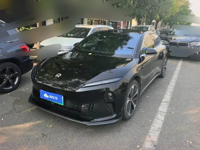 Фотография автомобиля — Nio ET5 Touring