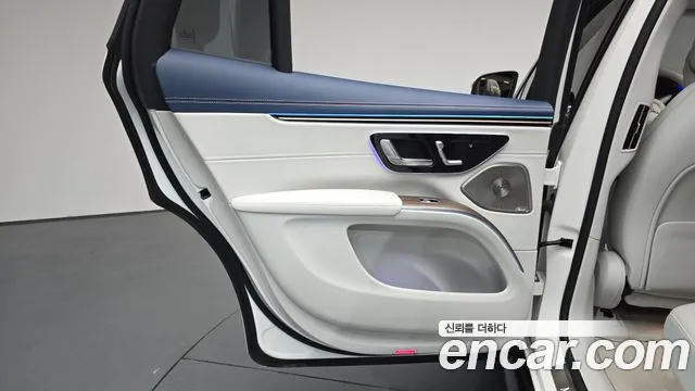 Mercedes-Benz EQS — Фото автомобиля 20