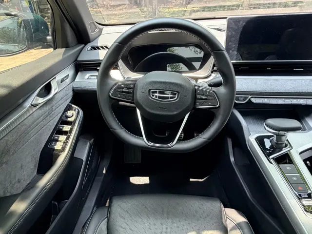 Geely Xingrui — Фото автомобиля 12