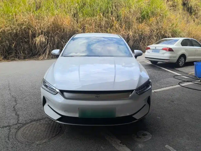BYD Qin PLUS — Фото автомобиля 2