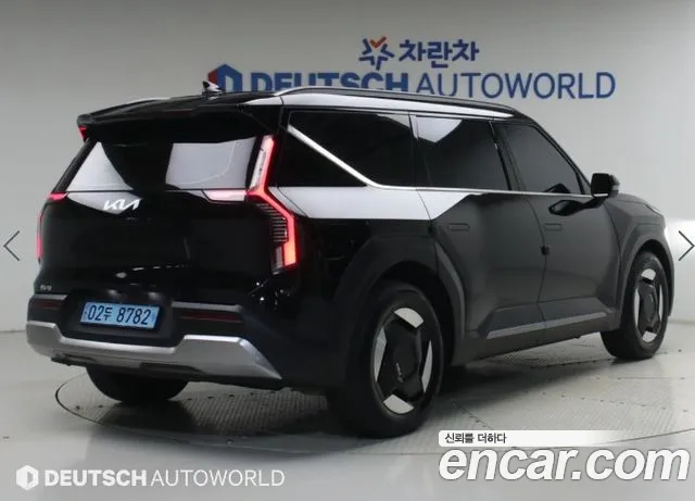 Kia EV9 — Фото автомобиля 2