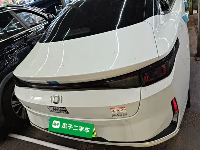Changan Qiyuan A05 — Фото автомобиля 5