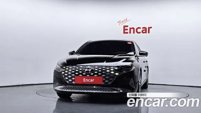 Hyundai Grandeur — Фото автомобиля 3