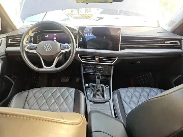 Volkswagen Sagitar — Фото автомобиля 9