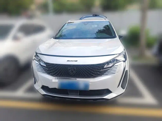 Peugeot 5008 — Фото автомобиля 2
