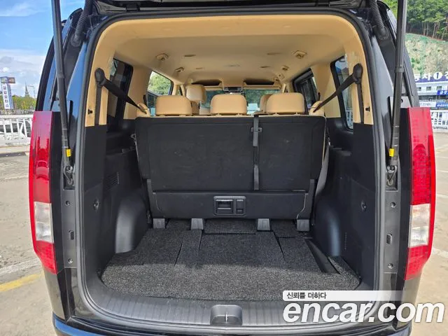 Hyundai Staria Staria — Фото автомобиля 10