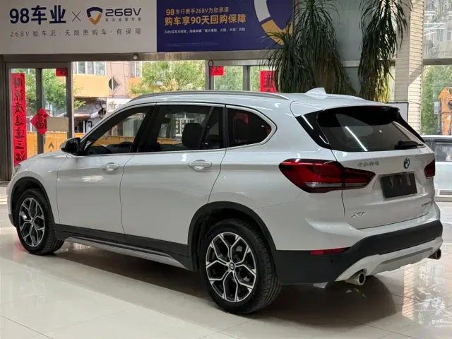 BMW X1 — Фото автомобиля 6
