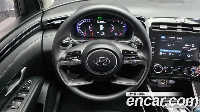 Hyundai Tucson Tucson (NX4) Дизель 2.0 2WD — Фото автомобиля 13