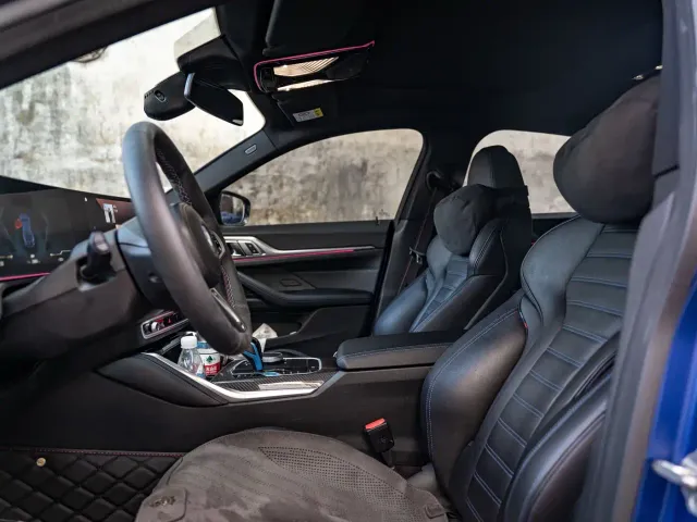 BMW i4 — Фото автомобиля 16