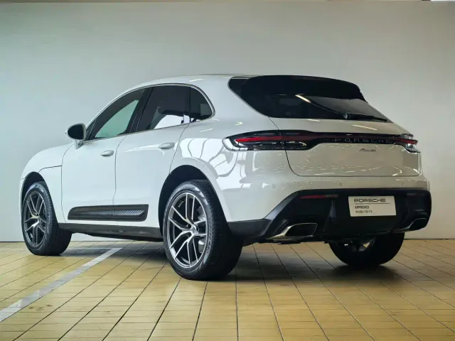 Porsche Macan — Фото автомобиля 5