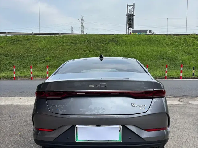 BYD Qin PLUS — Фото автомобиля 4