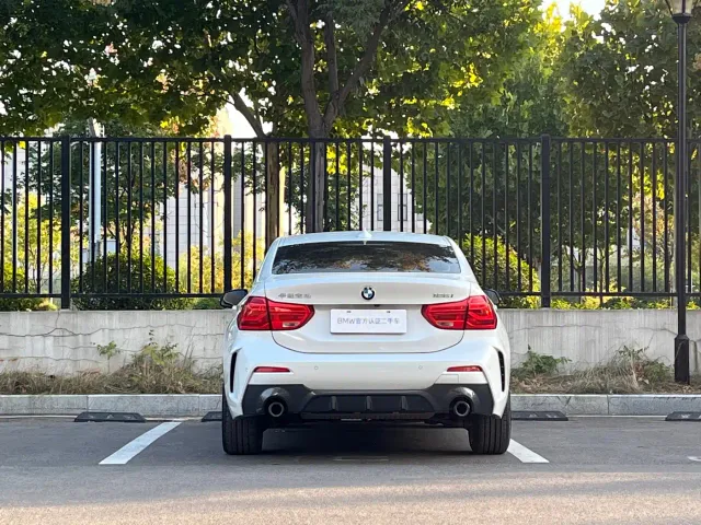 BMW 1 Series — Фото автомобиля 4