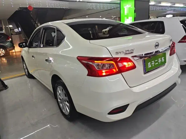 Nissan Sylphy — Фото автомобиля 4