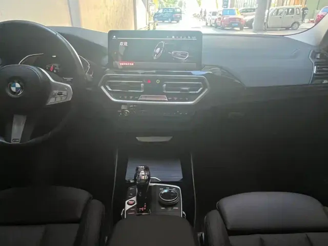 BMW X3 — Фото автомобиля 12