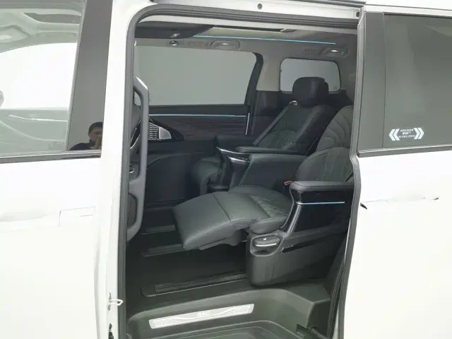 GAC Trumpchi M8 — Фото автомобиля 15