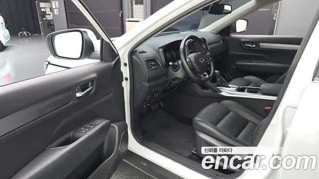Renault-KoreaSamsung QM6 Новый QM6 2.0 LPe LE Signature 2WD — Фото автомобиля 8