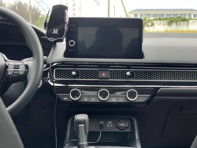 Honda Civic — Фото автомобиля 14