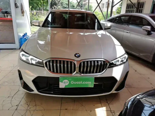 BMW 3 Series — Фото автомобиля 2