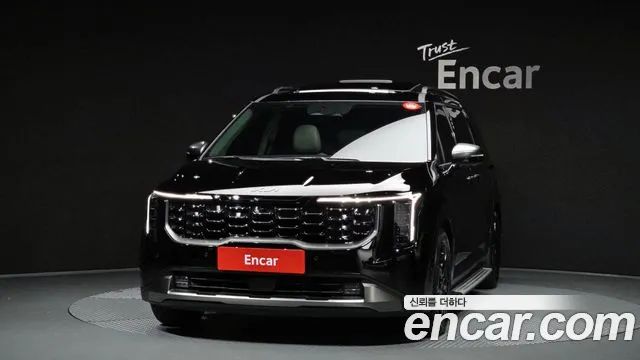 Kia Canival Новый Carnival 4 поколение Бензин 7 мест X Line — Фото автомобиля 3