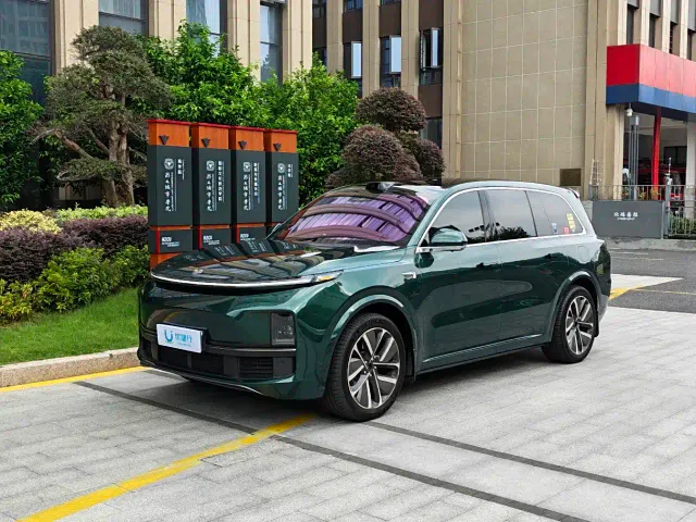 Фотография автомобиля — Li Auto L9