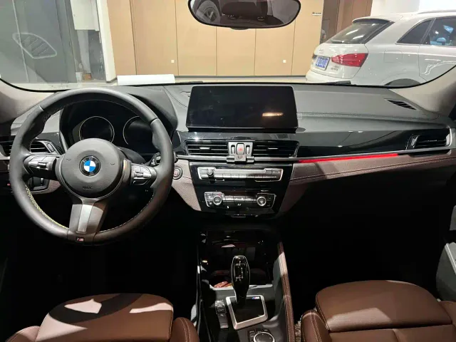 BMW X2 — Фото автомобиля 5