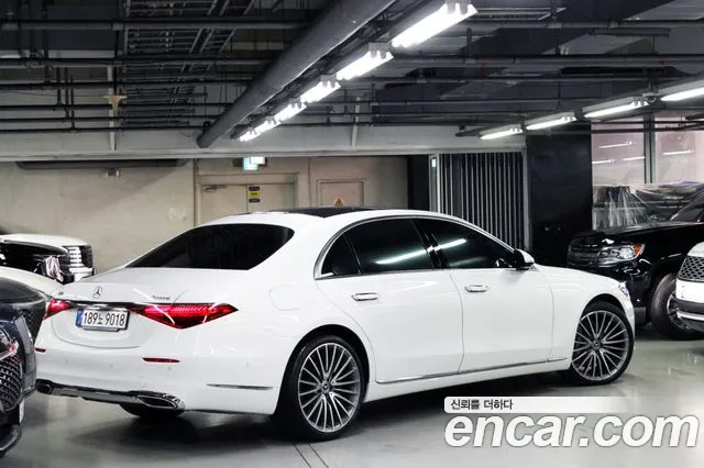 Mercedes-Benz S-Class — Фото автомобиля 6