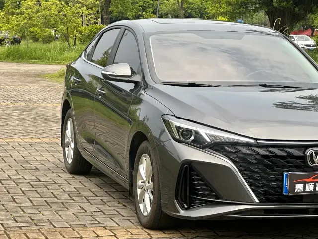 Changan Eado — Фото автомобиля 19