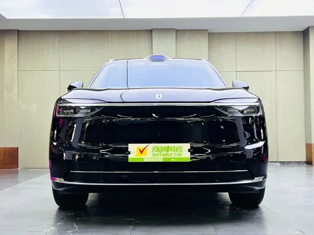 Aito M7 — Фото автомобиля 2