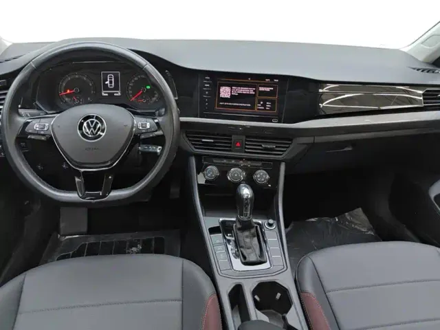 Volkswagen Bora — Фото автомобиля 12