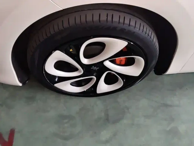 IM Motors LS6 — Фото автомобиля 22