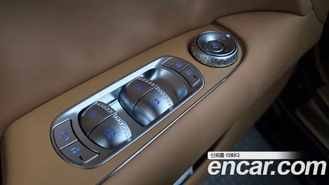 Genesis G90 RS4 — Фото автомобиля 30