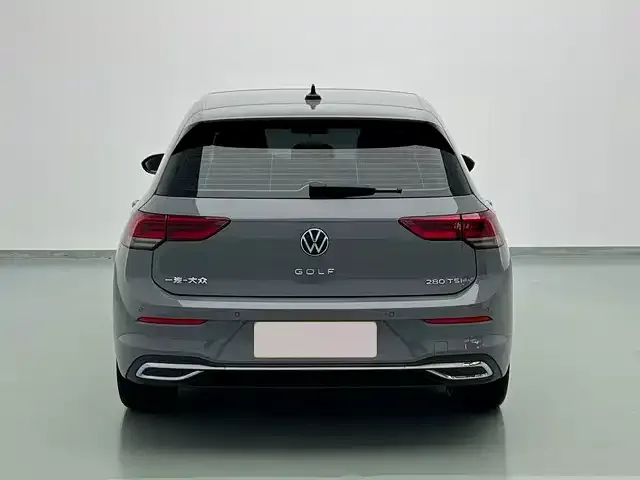 Volkswagen Golf — Фото автомобиля 4