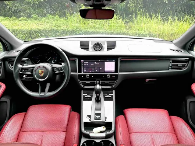 Porsche Macan — Фото автомобиля 4