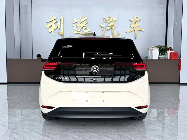 Volkswagen ID.3 — Фото автомобиля 14