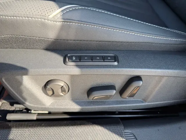 Volkswagen Passat — Фото автомобиля 9