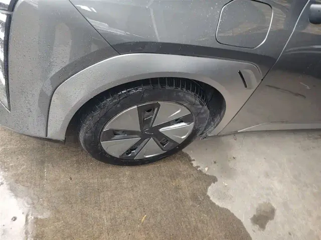 GAC Aion Y — Фото автомобиля 24