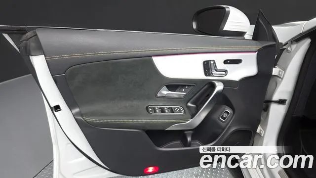 Mercedes-Benz CLA-Class — Фото автомобиля 23