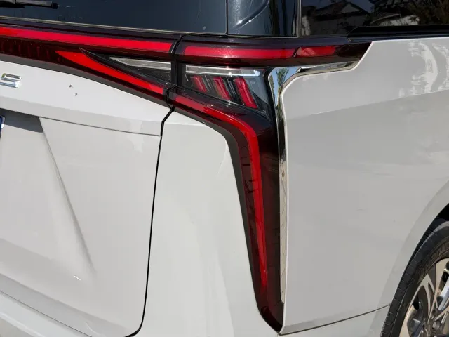 Maxus G90 — Фото автомобиля 22