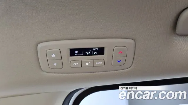 Kia Carnival 4th Gen — Фото автомобиля 28