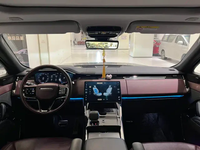 Land Rover Range Rover Sport — Фото автомобиля 10