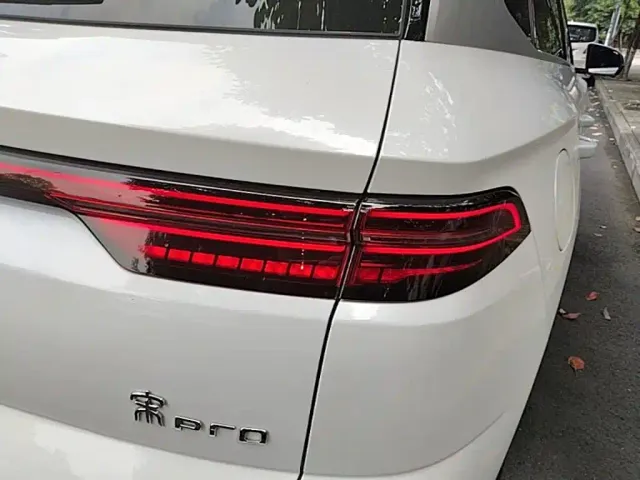 BYD Song Pro — Фото автомобиля 7