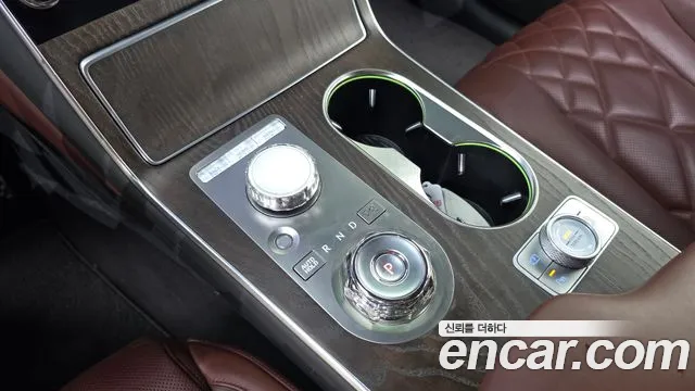 Genesis GV80 2.5T Бензин AWD — Фото автомобиля 8