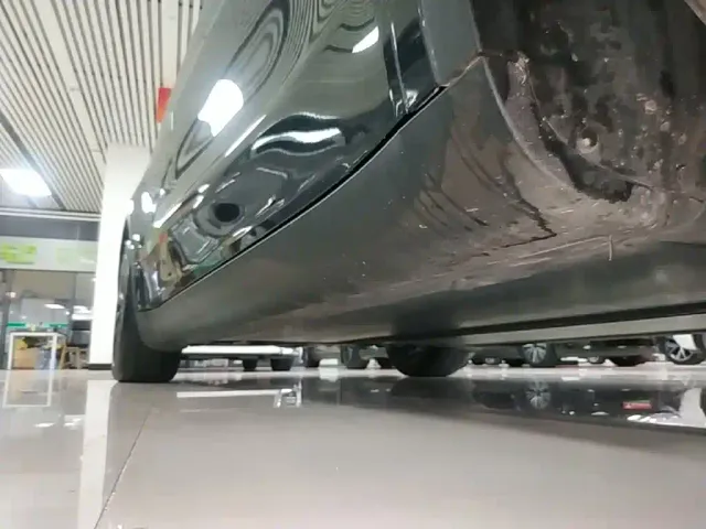 Tesla Model Y — Фото автомобиля 20
