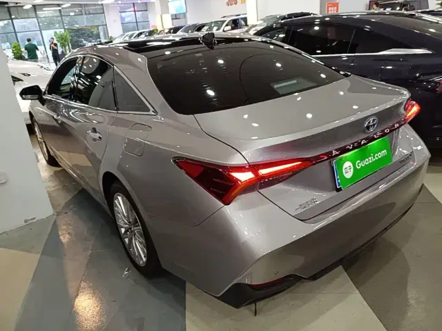 Toyota Avalon — Фото автомобиля 22