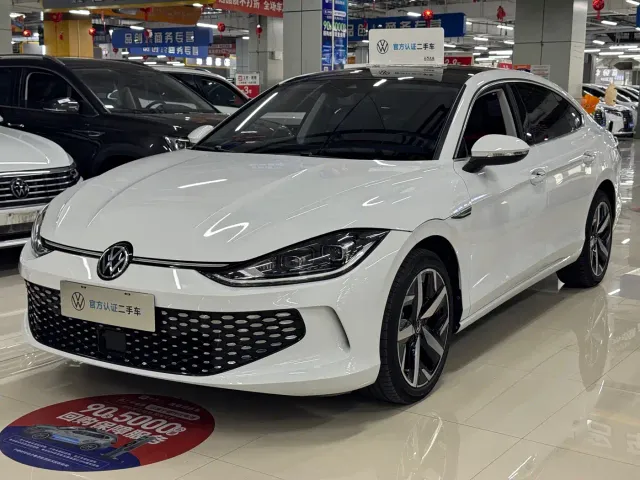 Фотография автомобиля — Volkswagen Lamando