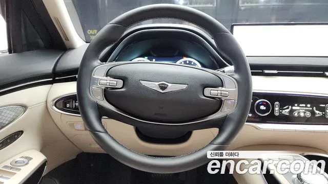 Genesis GV70 2.5T Бензин AWD — Фото автомобиля 3