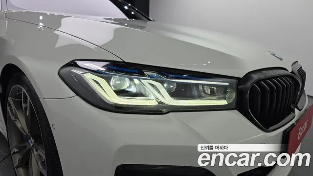 BMW 5 Series G30 — Фото автомобиля 6